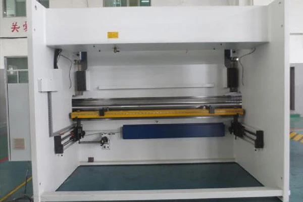 Bending Machine