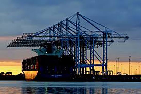 Query-side Container Crane